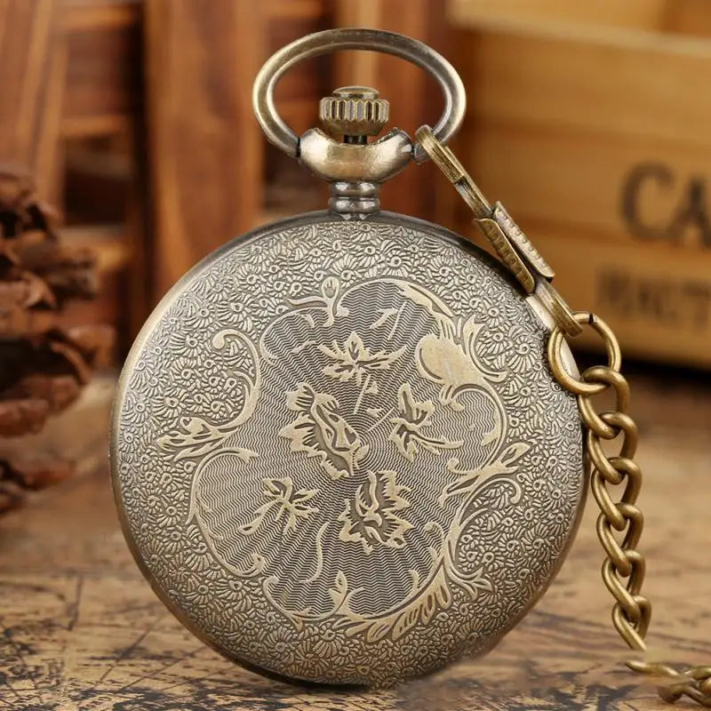 Vintage Classic Pocket Watches Golden Silver Roman Scale Quartz Round Fob Watch Vintage Skeleton Pocket Watch Jewelry Accessory